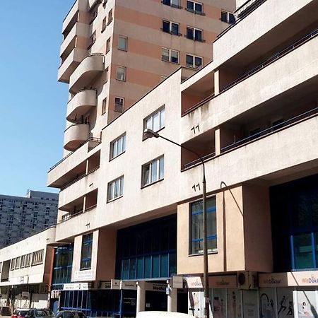 Rondo Onz Metro, Krochmalna 32A Street Варшава Экстерьер фото